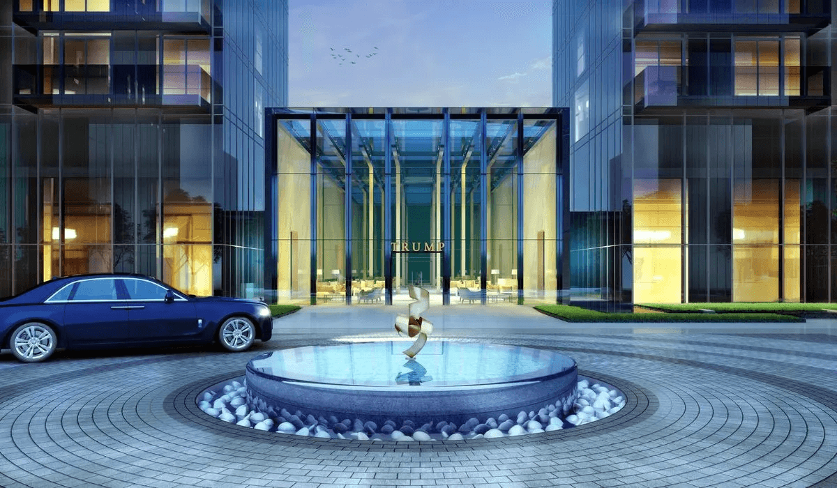 Trump Tower 2 Entrance Gate